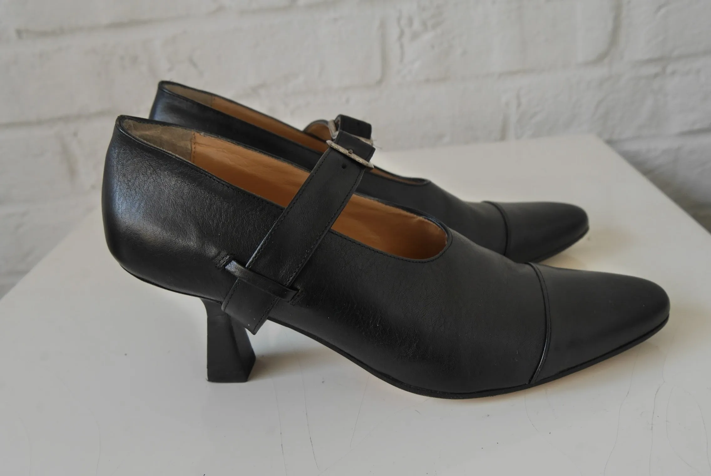 Ann Demeulemeester pumps with buckled strap 38 1980s  Antwerp 6 Avant-garde