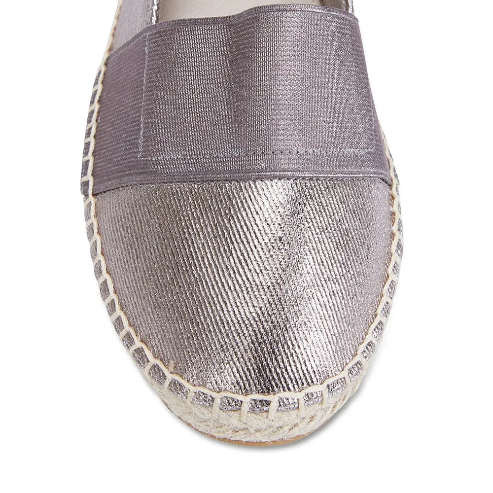 Bangkok Loafer in Pewter Fabric