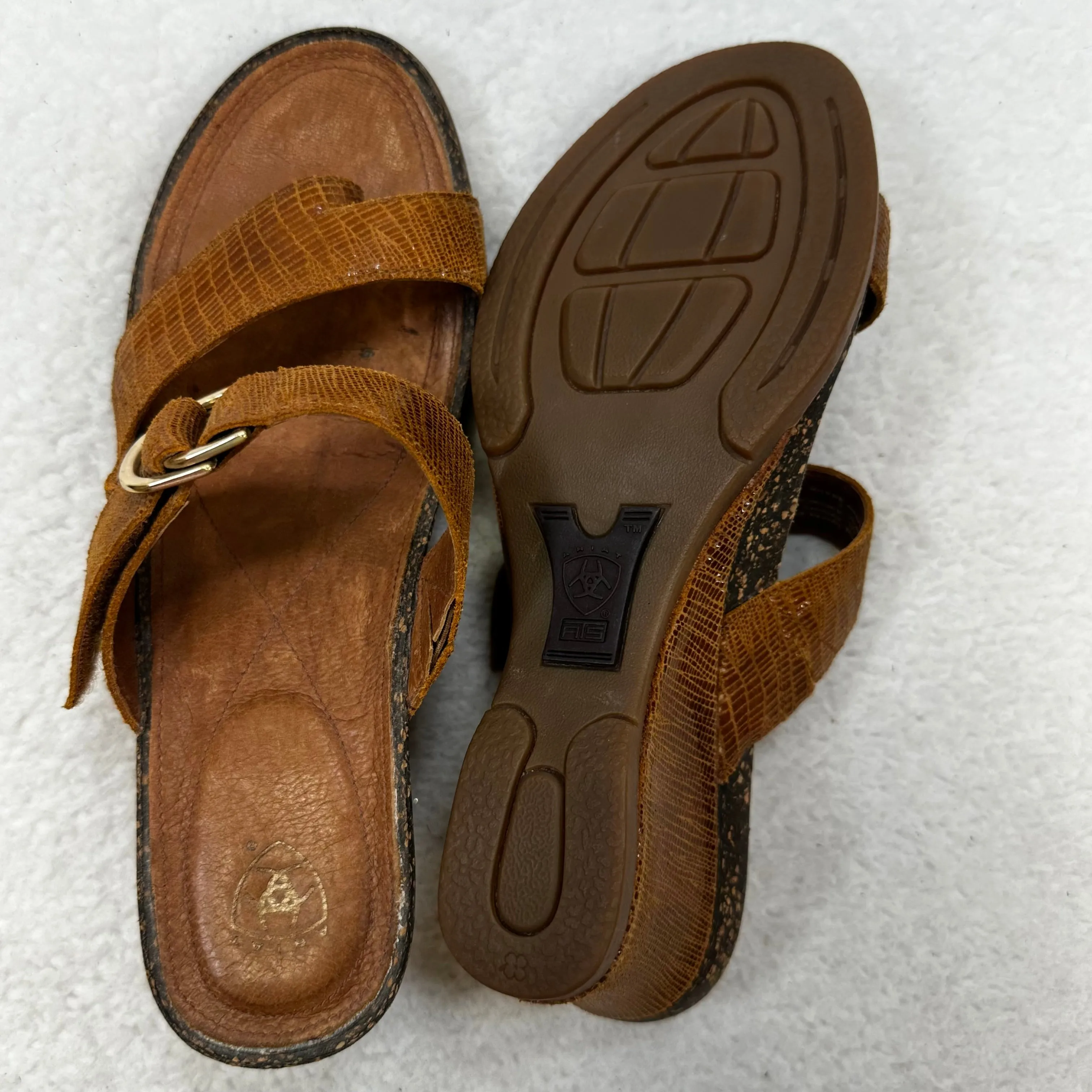 Camel Sandals Heels Wedge Ariat, Size 7