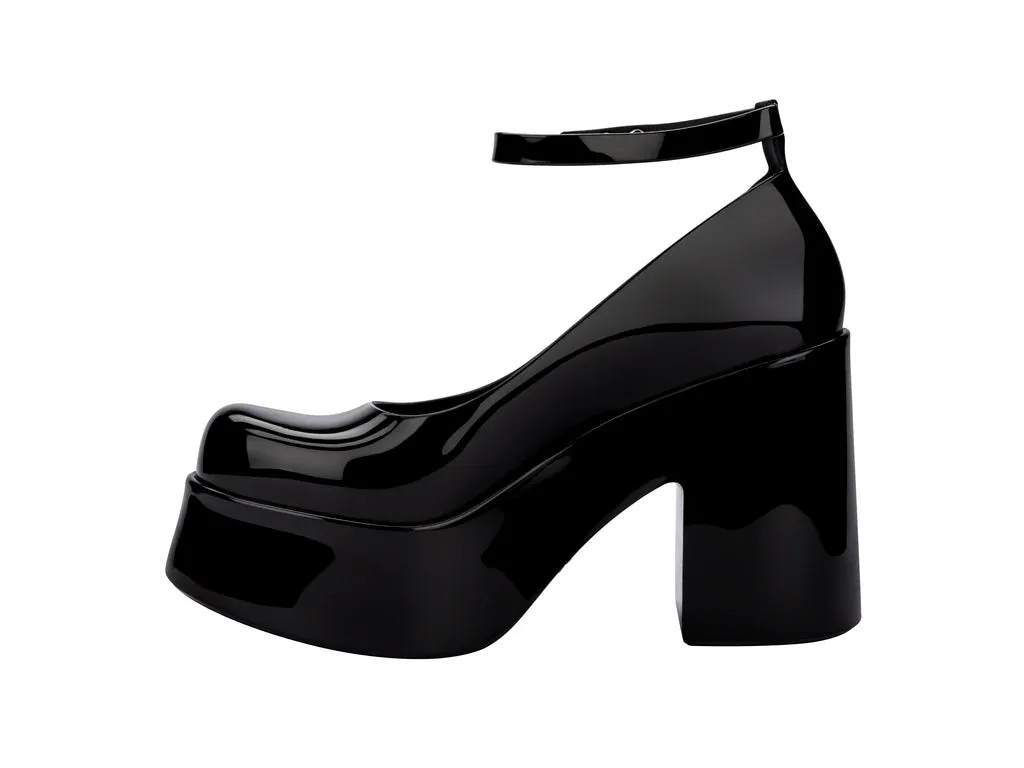 Doll Heel