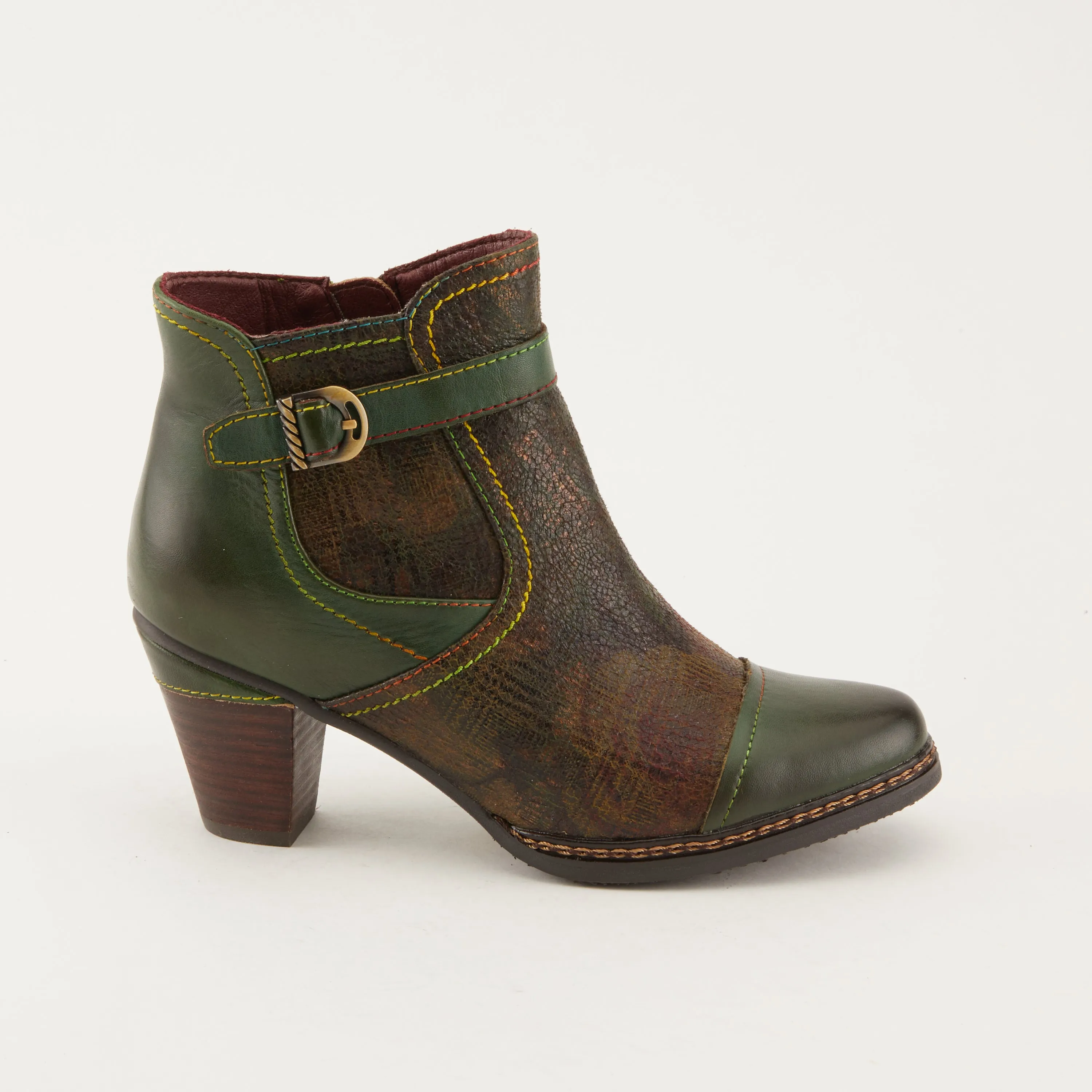 L'ARTISTE CAPTIVATE BOOTIES