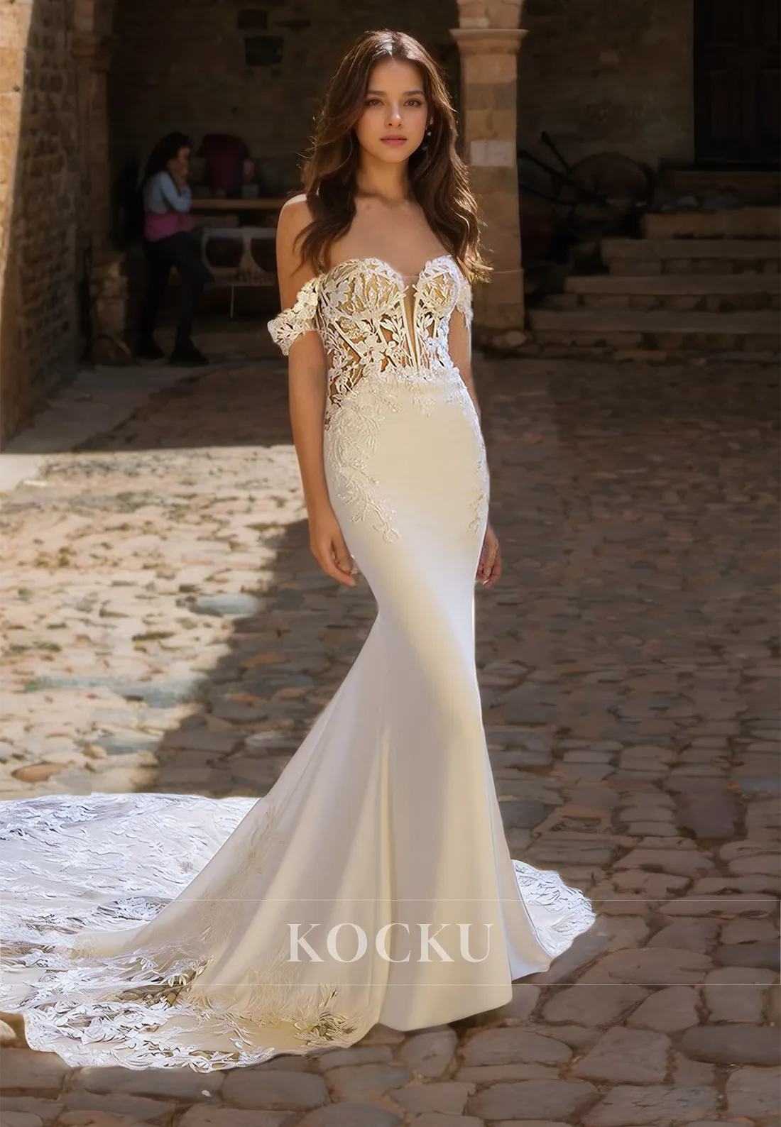 Sweetheart Stripe Mermaid Sleeveless Wedding Dress Appliques Satin Bridal Gowns with Lace Train